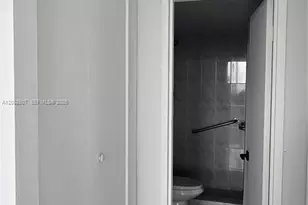 7441 Wayne Ave, Miami Beach, FL 33141 - Photo 30