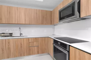 2960 NE 207th St, Aventura, FL 33180 - Photo 12