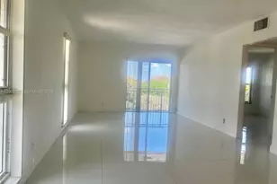 405 S Pine Island Rd, Plantation, FL 33324 - Photo 4