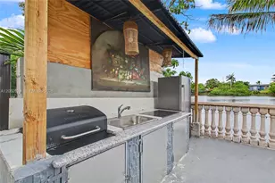2145 NW 133rd St, Miami, FL 33167 - Photo 40