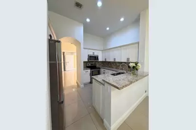 11459 Lakeview Dr #7A, Coral Springs, FL 33071 - Photo 6