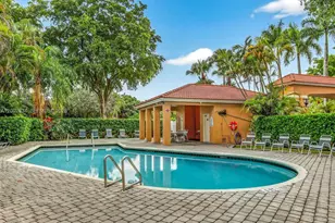 11459 Lakeview Dr, Coral Springs, FL 33071 - Photo 24