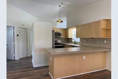 15873 SW 43rd St, Miami, FL 33185 - Photo 4