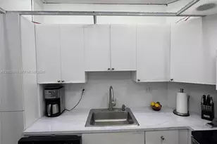 300 Bayview Dr, Sunny Isles Beach, FL 33160 - Photo 6