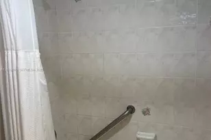 300 Bayview Dr, Sunny Isles Beach, FL 33160 - Photo 18