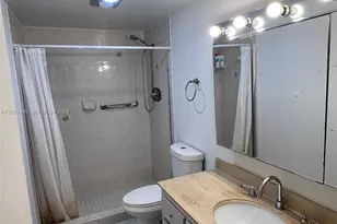 300 Bayview Dr, Sunny Isles Beach, FL 33160 - Photo 10