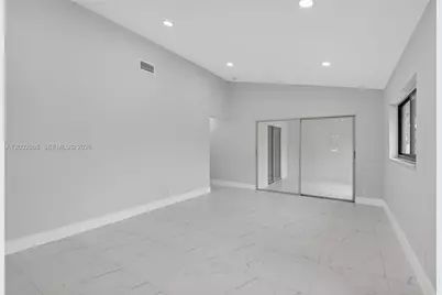 8067 Summerbreeze Ln, Boca Raton, FL 33496 - Photo 14