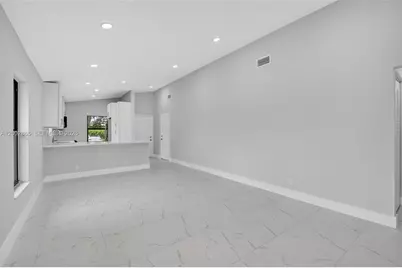 8067 Summerbreeze Ln, Boca Raton, FL 33496 - Photo 16