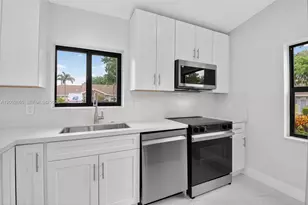 8067 Summerbreeze Ln, Boca Raton, FL 33496 - Photo 16