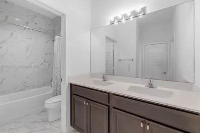 17624 SW 149th Pl, Miami, FL 33187 - Photo 12