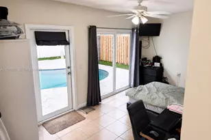 12011 NW 33rd St, Sunrise, FL 33323 - Photo 4