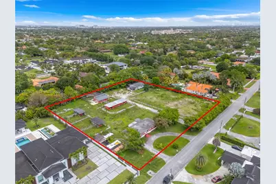 12445 SW 46th St, Miami, FL 33175 - Photo 10