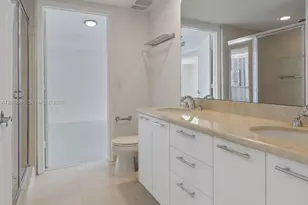 50 Biscayne Blvd, Miami, FL 33132 - Photo 12