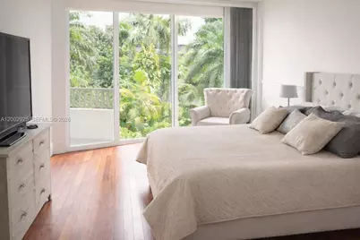 141 Crandon Blvd #331, Key Biscayne, FL 33149 - Photo 2