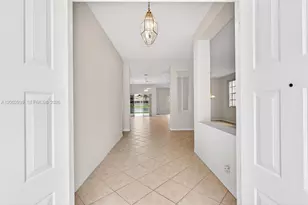 3928 Heron Ridge Ln, Weston, FL 33331 - Photo 4