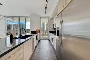 1111 SW 1st Ave, Miami, FL 33130 - Photo 6
