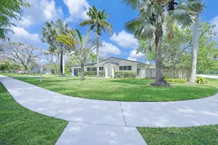 8405 SW 144th St, Palmetto Bay, FL 33158 - Photo 28