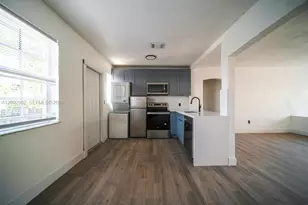 533 NE 67th St, Miami, FL 33138 - Photo 6