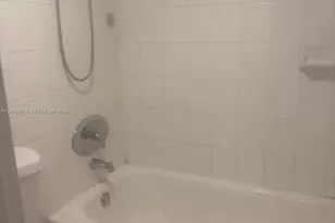 6950 W 6th Ave, Hialeah, FL 33014 - Photo 10