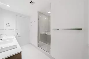 55 SW 9th St, Miami, FL 33130 - Photo 28
