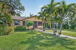 1490 NW 8th St, Homestead, FL 33030 - Photo 1