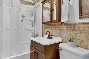 1490 NW 8th St, Homestead, FL 33030 - Photo 18