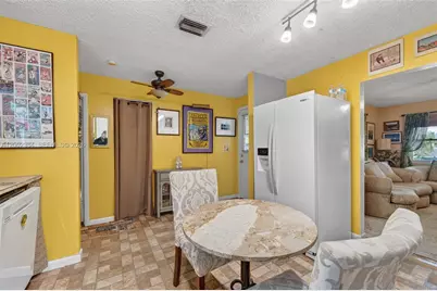 1490 NW 8th St, Homestead, FL 33030 - Photo 14
