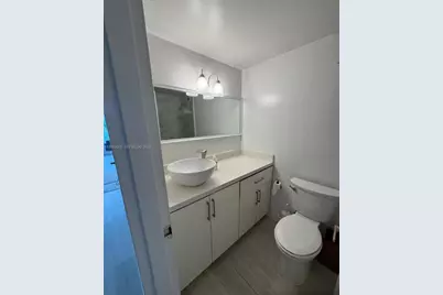 1000 West Ave #218, Miami Beach, FL 33139 - Photo 16