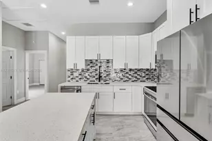 313 13th S St, Fort Pierce, FL 34950 - Photo 18