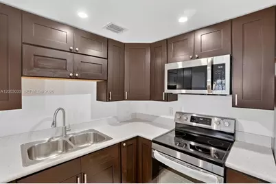 10400 SW 108th Ave #A215, Miami, FL 33176 - Photo 12