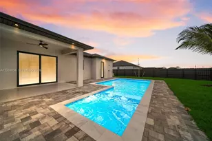 1055 Embers Pkwy W, Cape Coral, FL 33993 - Photo 48