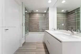 1010 Brickell Ave, Miami, FL 33131 - Photo 6