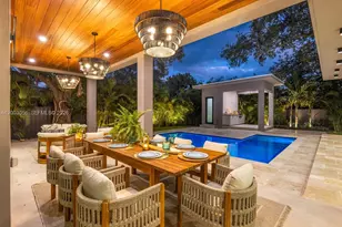 824 NE 111th St, Biscayne Park, FL 33161 - Photo 20