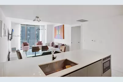 1300 S Miami Ave #3111, Miami, FL 33130 - Photo 32