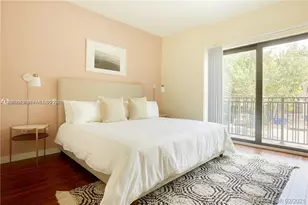 568 NE 66th St, Miami, FL 33138 - Photo 14