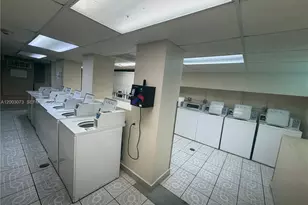 1805 Sans Souci Blvd, North Miami, FL 33181 - Photo 20