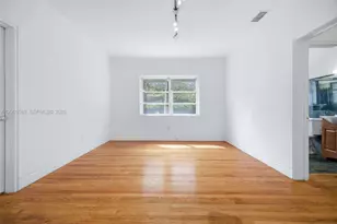 2300 S Miami Ave, Miami, FL 33129 - Photo 32