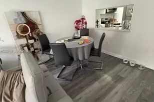 9350 Fontainebleau Blvd, Miami, FL 33172 - Photo 6