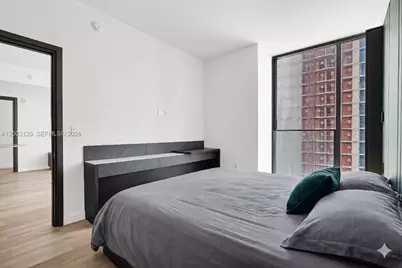 20 NE 11th St #4006, Miami, FL 33132 - Photo 14