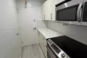 1000 West Ave, Miami Beach, FL 33139 - Photo 8