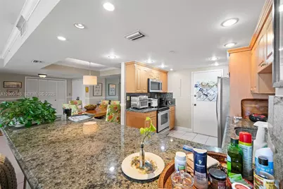 11113 Biscayne Blvd #1554, Miami, FL 33181 - Photo 4