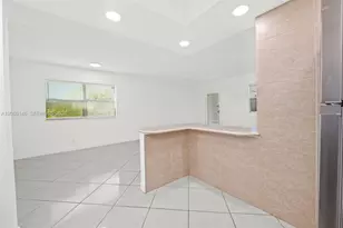 150 Tuscany C, Delray Beach, FL 33446 - Photo 12