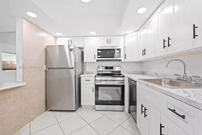 150 Tuscany C #150, Delray Beach, FL 33446 - Photo 8