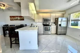 3901 Medford Ct, Boynton Beach, FL 33436 - Photo 6