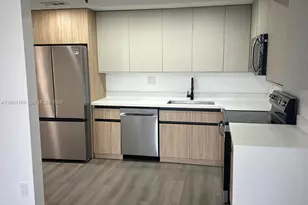 20840 San Simeon Way, Miami, FL 33179 - Photo 2