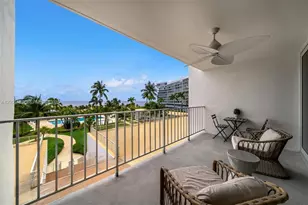 881 Ocean Dr, Key Biscayne, FL 33149 - Photo 2