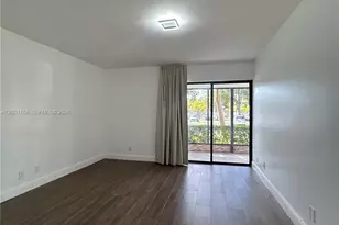2312 S Cypress Bend Dr, Pompano Beach, FL 33069 - Photo 26