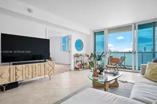 7501 E Treasure Dr, North Bay Village, FL 33141 - Photo 1