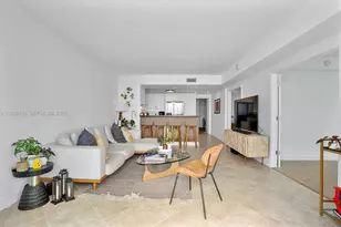 7501 E Treasure Dr, North Bay Village, FL 33141 - Photo 22