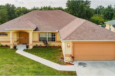 2611 65 St, Lehigh Acres, FL 33971 - Photo 4